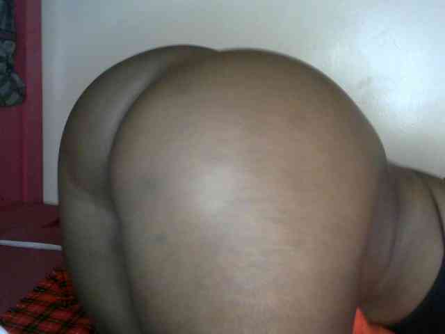 SlutyZari1 webcam
