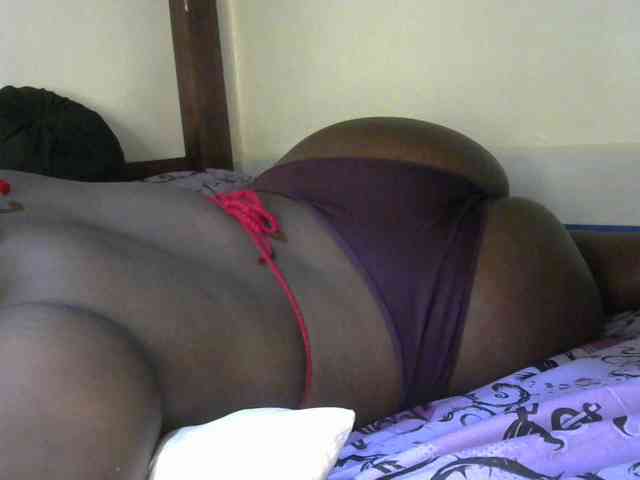 SlutyZari1 webcam