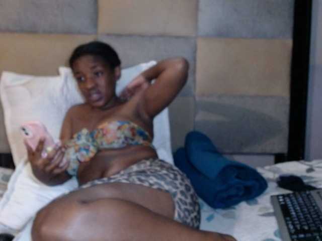 BLACKDIAMOND1821 live cam on BongaCams