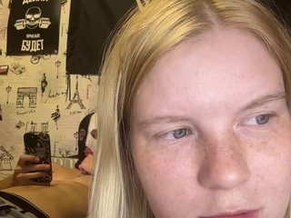 NIKADELE Porn Show