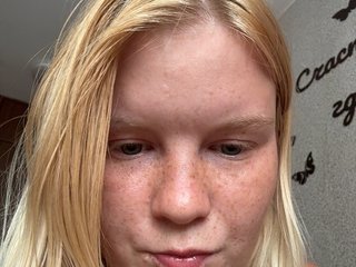NIKADELE