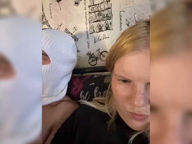 nikadele live show
