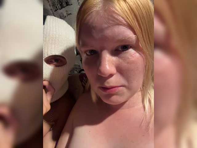 NIKADELE live cam on BongaCams