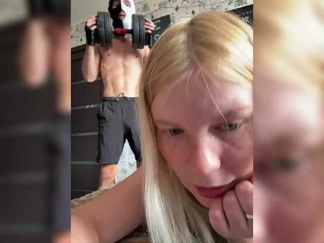 NIKADELE live webcam show