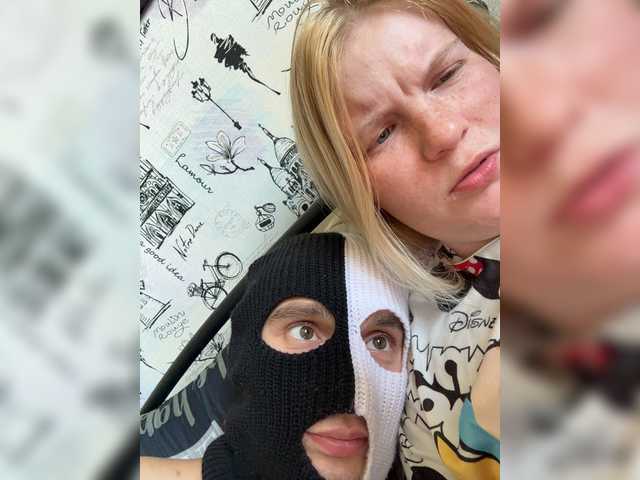 NIKADELE live webcam show