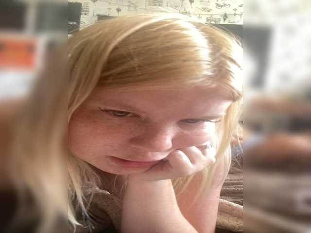 NIKADELE