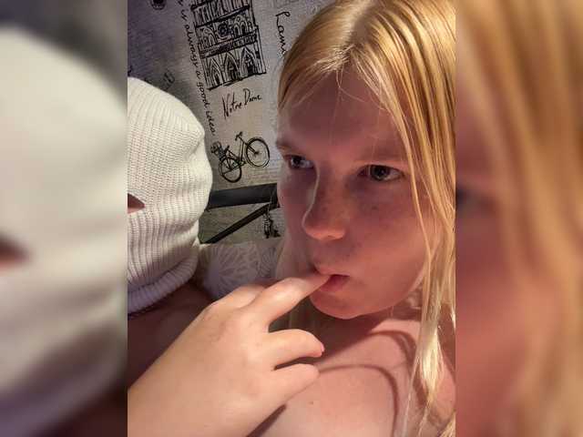 NIKADELE