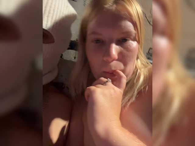 NIKADELE