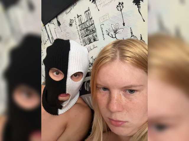 NIKADELE live webcam show