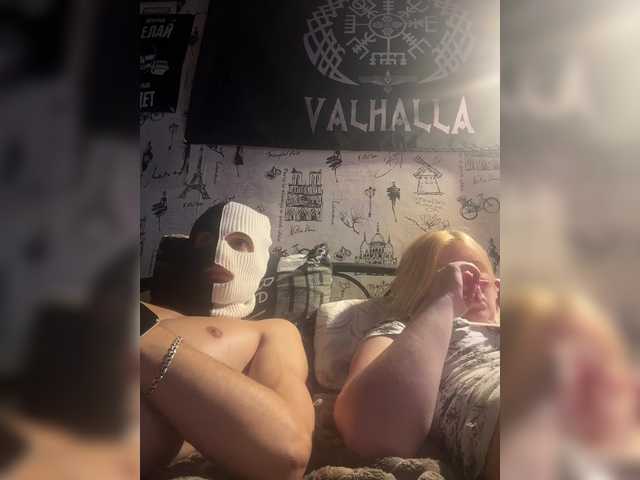 NIKADELE live webcam show