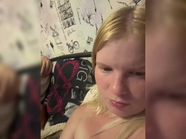 NIKADELE Live Cam on BongaCams