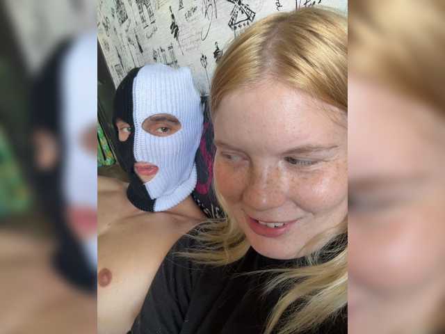 nikadele live show