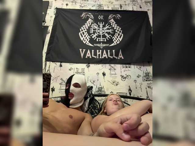 NIKADELE live webcam show