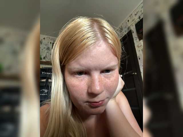 NIKADELE