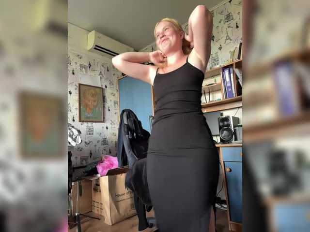 NIKADELE live webcam show