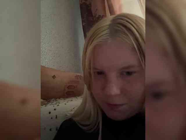 NIKADELE