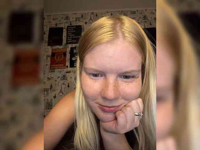 NIKADELE webcam