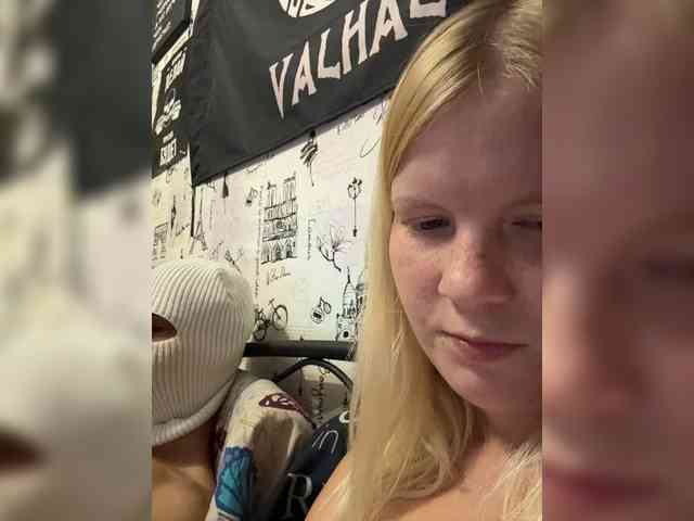 NIKADELE webcam