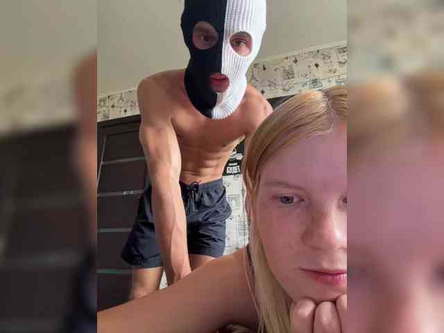 NIKADELE webcam