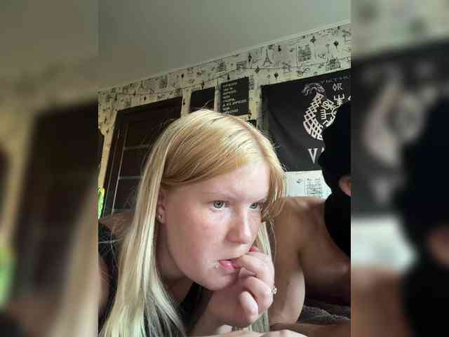 NIKADELE webcam