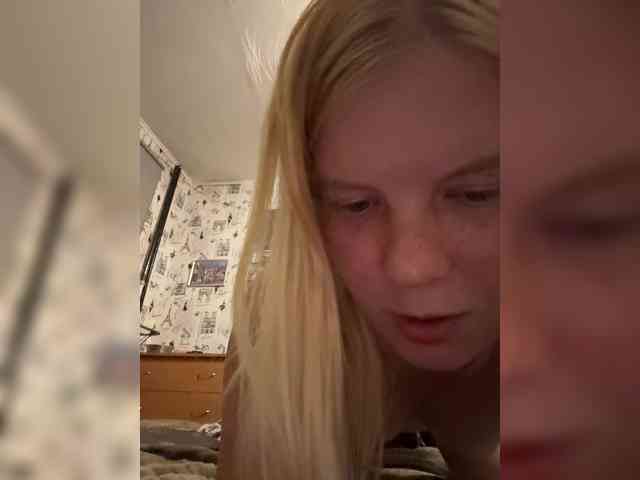 NIKADELE webcam