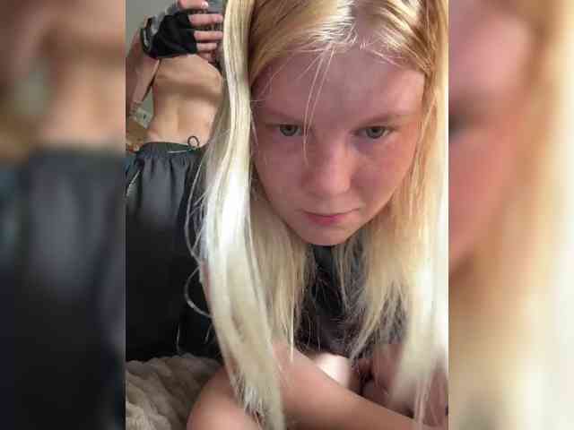 NIKADELE webcam