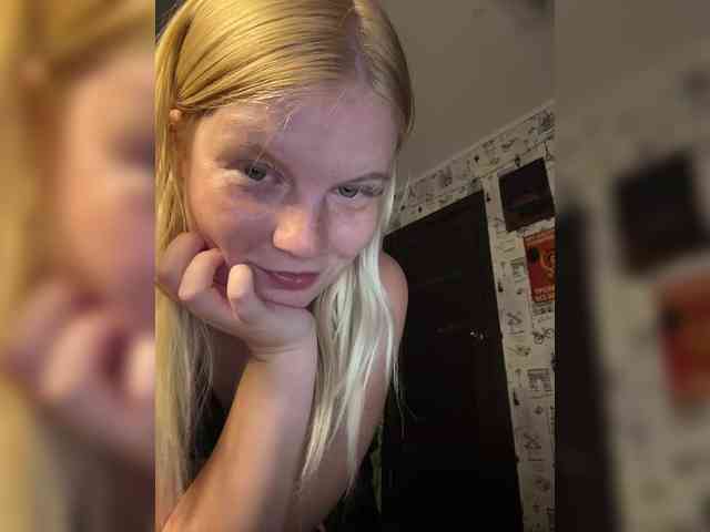 NIKADELE webcam