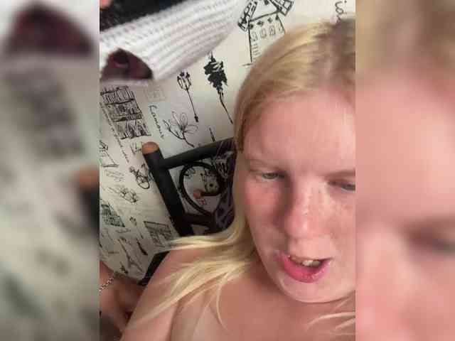 NIKADELE webcam