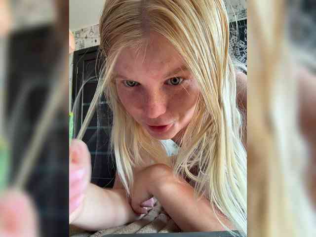 NIKADELE
