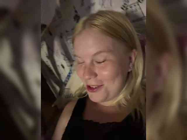 NIKADELE