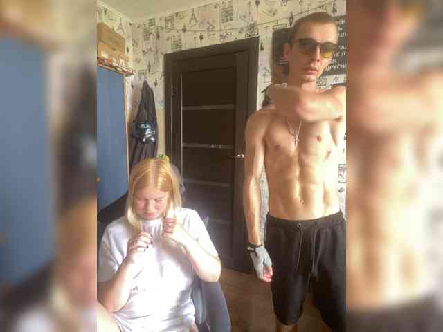 NIKADELE Sex Cam Show
