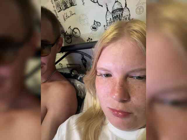 NIKADELE Sex Cam Show