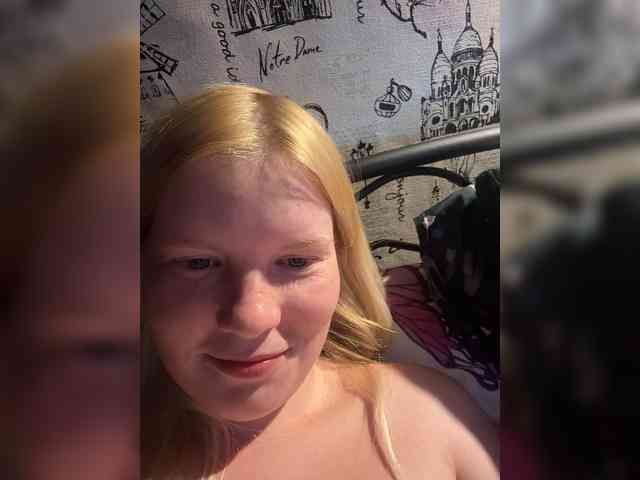 NIKADELE