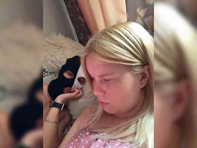NIKADELE Live Webcam on BongaCams