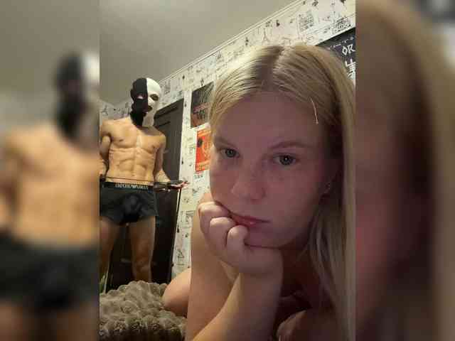 NIKADELE webcam