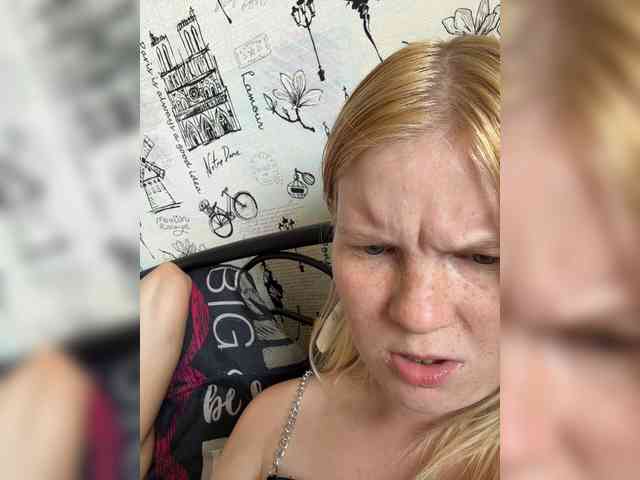 NIKADELE webcam