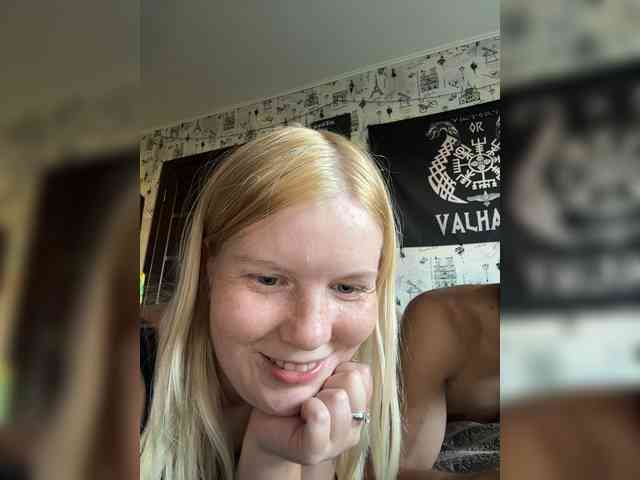 NIKADELE webcam