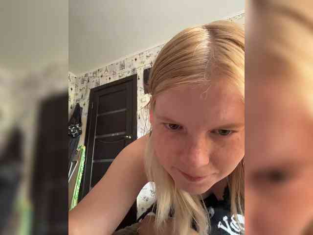 NIKADELE