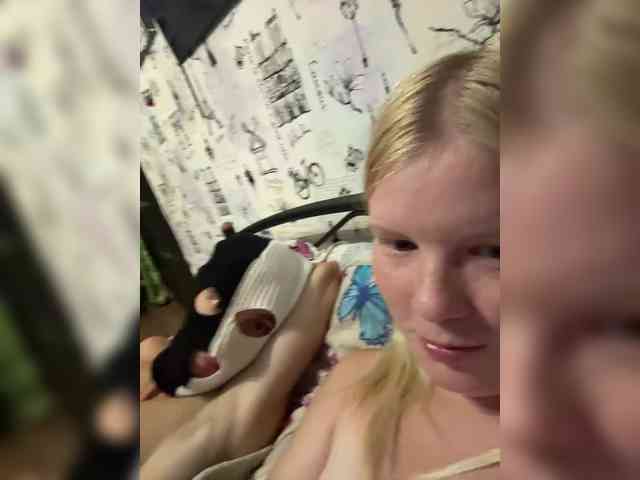 NIKADELE webcam
