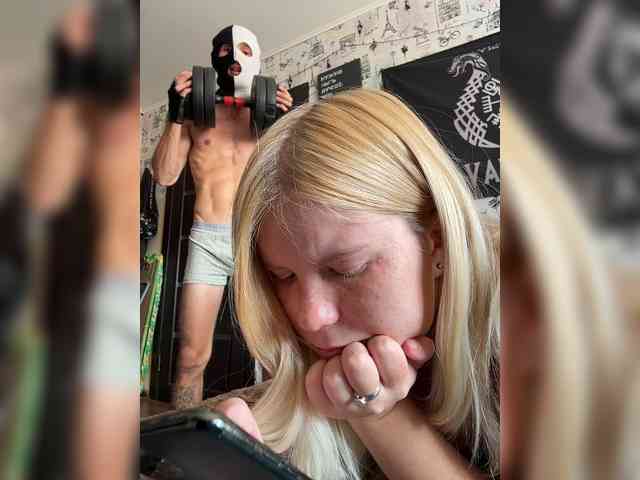 role play chat room NIKADELE