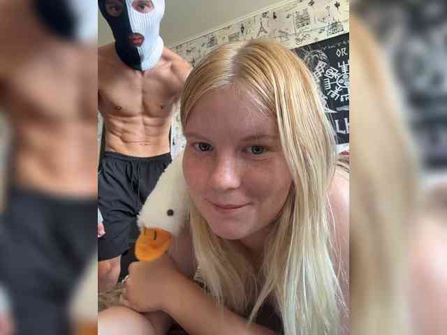NIKADELE webcam