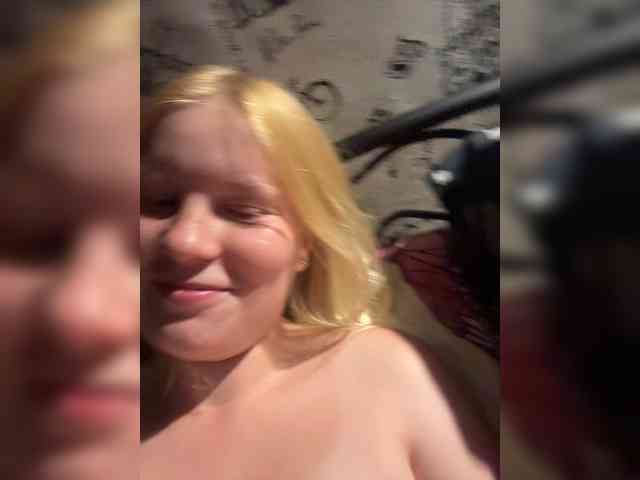 NIKADELE