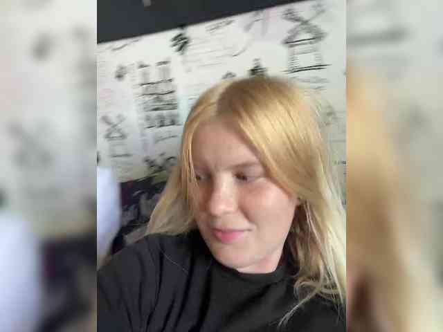 NIKADELE webcam