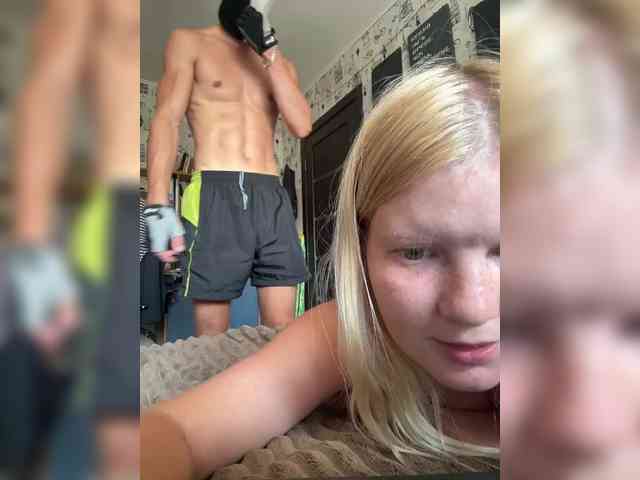 NIKADELE