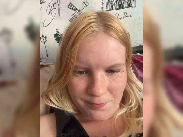 NIKADELE