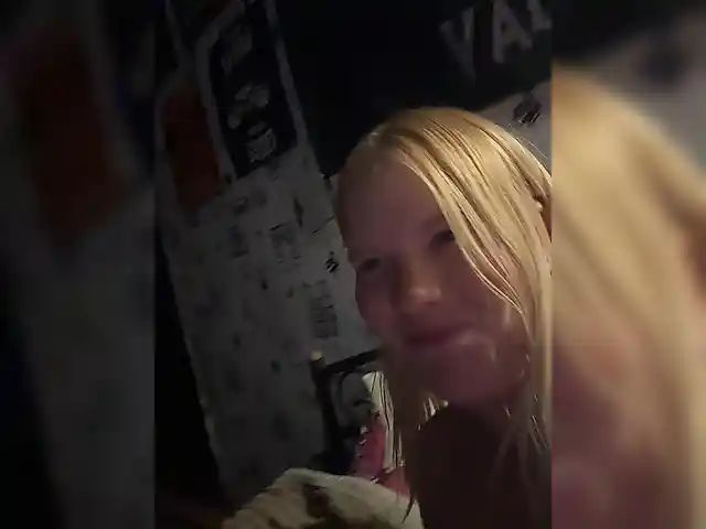 NIKADELE