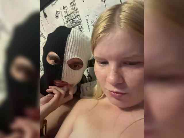 NIKADELE