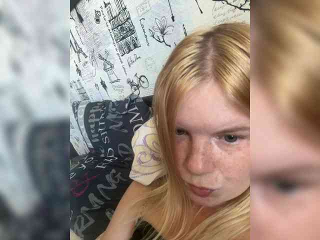 NIKADELE webcam