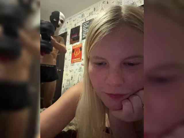 NIKADELE