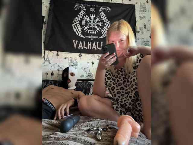 Модель: NIKADELE